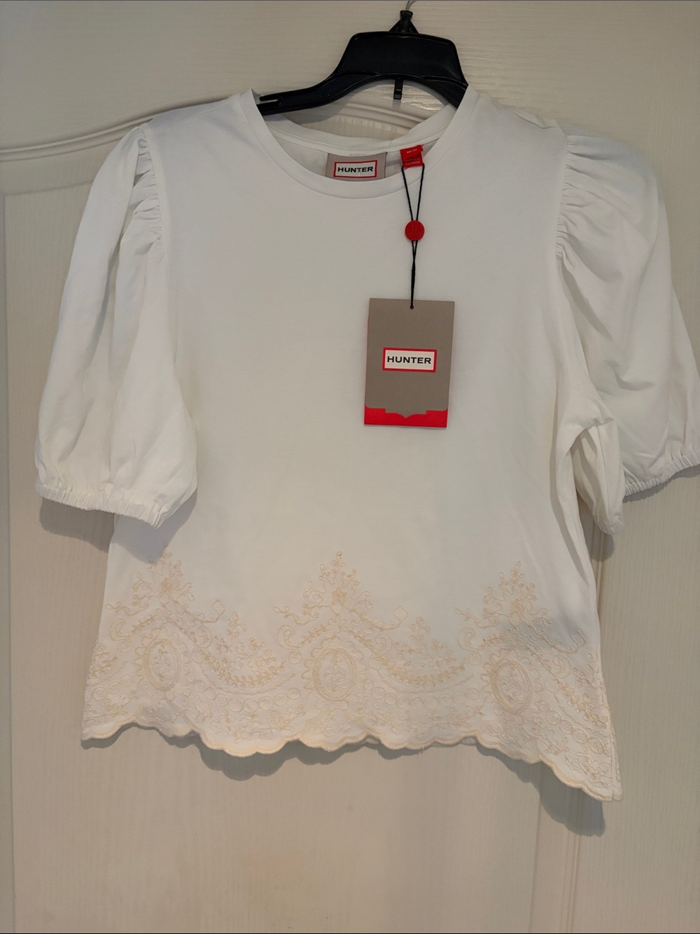 Hunter Eyelet Puff-Sleeve Top